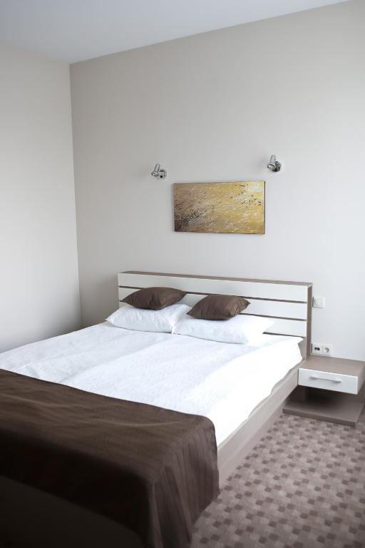 אורדאה Hotel Bulevard חדר תמונה